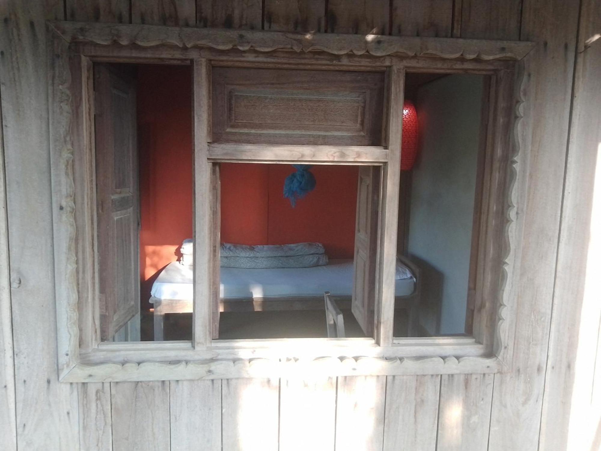 Shanta Ghar A Rustic Guesthouse Читван Экстерьер фото