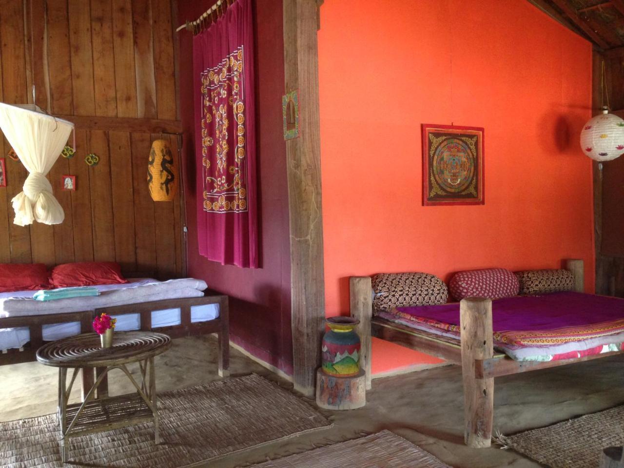 Shanta Ghar A Rustic Guesthouse Читван Экстерьер фото